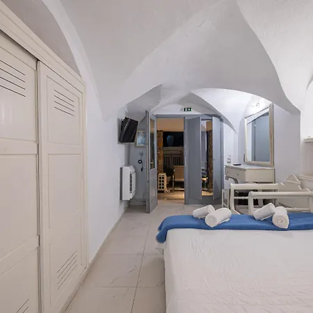 Loucas On The Cliff Hotell Fira (Santorini)