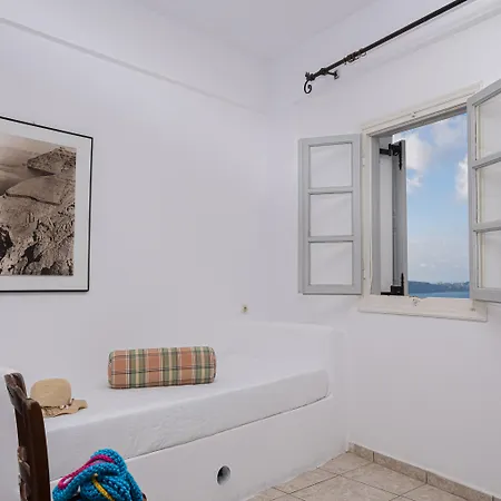 Hotell Loucas On The Cliff