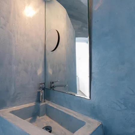 Loucas On The Cliff Fira (Santorini)