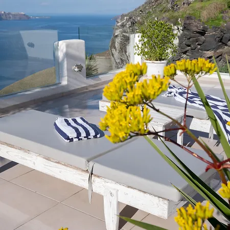 Hotell Loucas On The Cliff