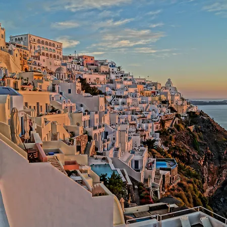 Loucas On The Cliff 3* Fira (Santorini)