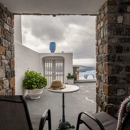 Loucas On The Cliff 3* Fira (Santorini)