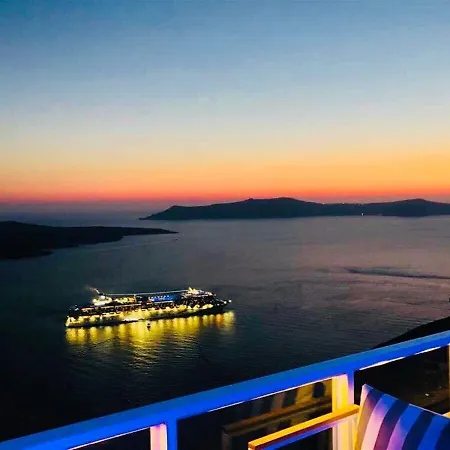 Loucas On The Cliff 3* Fira (Santorini)