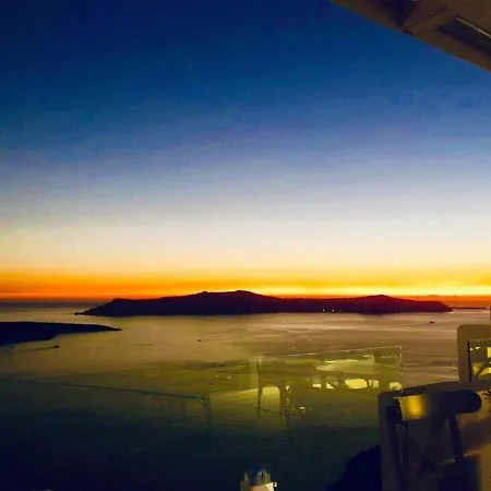 Loucas On The Cliff Hotell