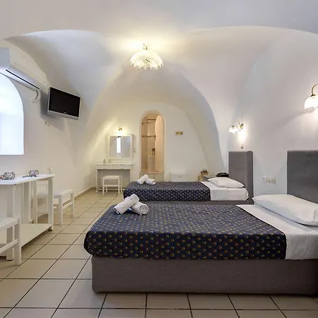 Loucas On The Cliff Otel Fira (Santorini)
