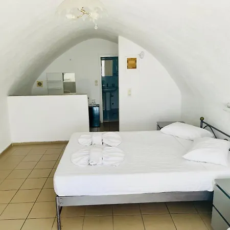 Loucas On The Cliff Hotel Fira (Santorini)