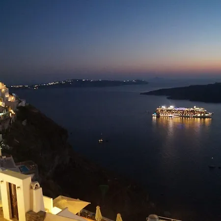 Loucas On The Cliff فندق