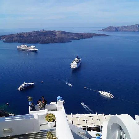 Otel Loucas On The Cliff Fira (Santorini)