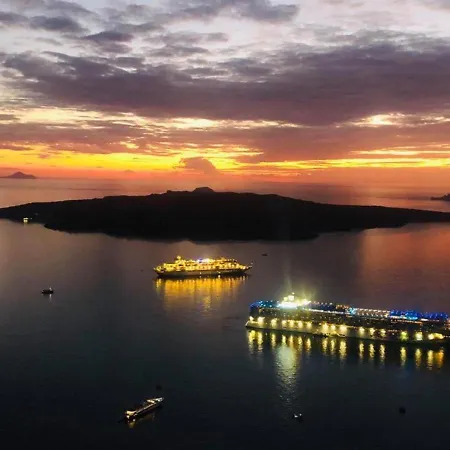 Loucas On The Cliff ホテル