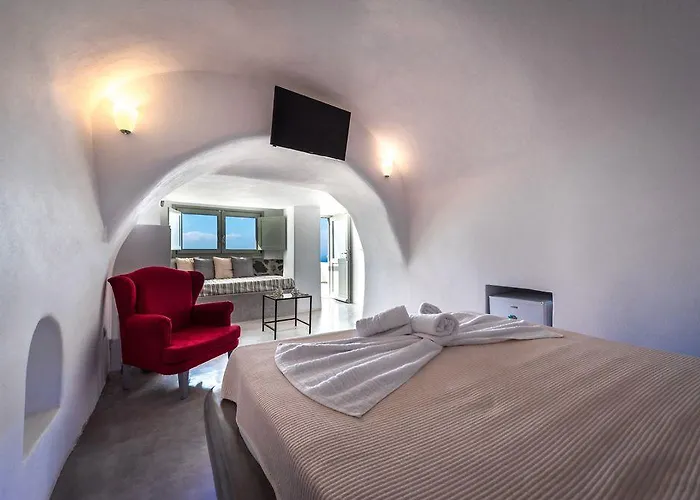 Loucas On The Cliff 3* Fira (Santorini)