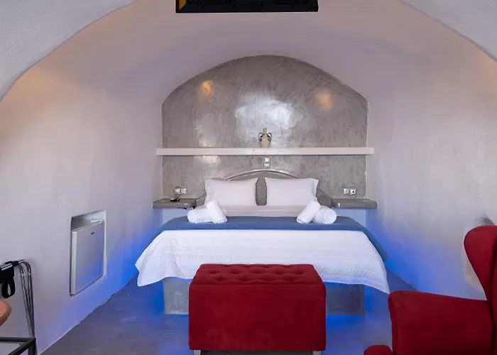 Loucas On The Cliff Hotel Fira (Santorini)