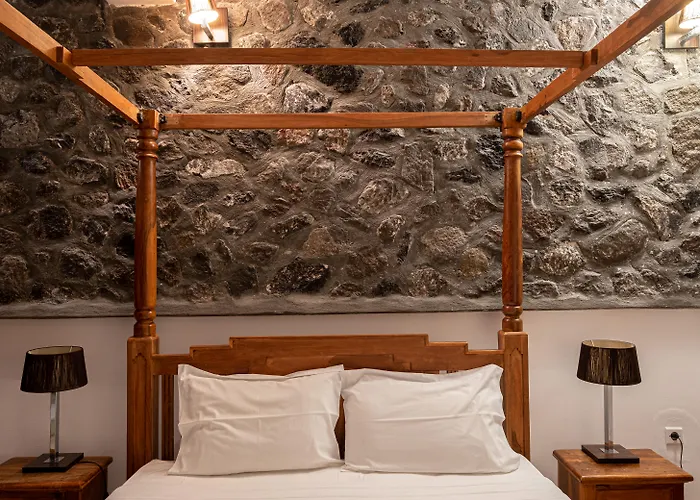 Loucas On The Cliff 3* Fira (Santorini)