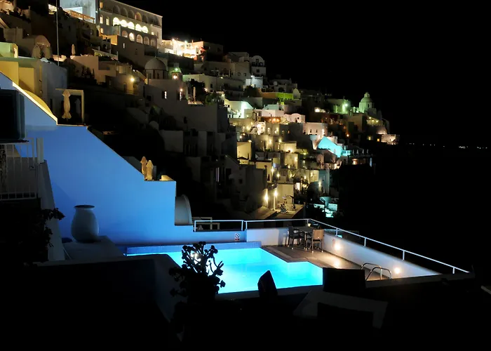 Loucas On The Cliff 3* Fira (Santorini)