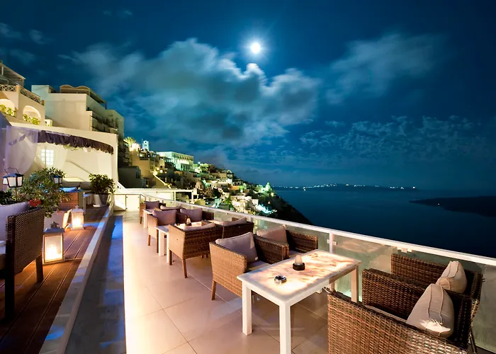 Loucas On The Cliff Hotel 3*