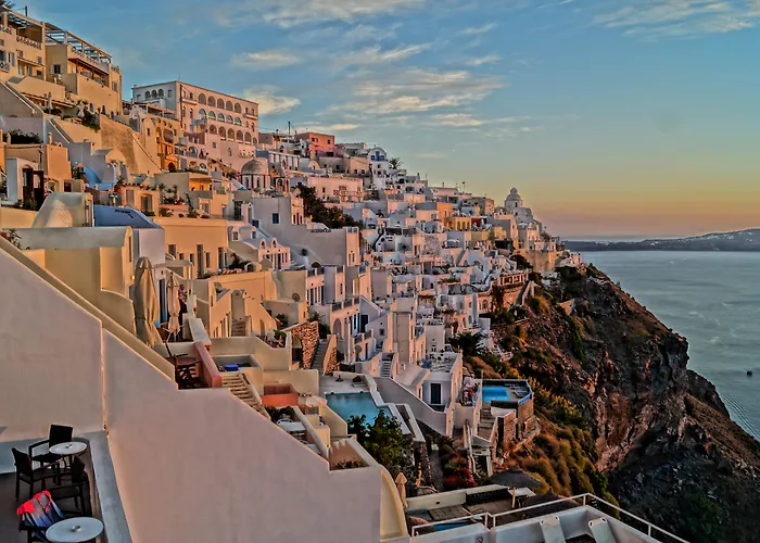 Loucas On The Cliff 3* Fira (Santorini)