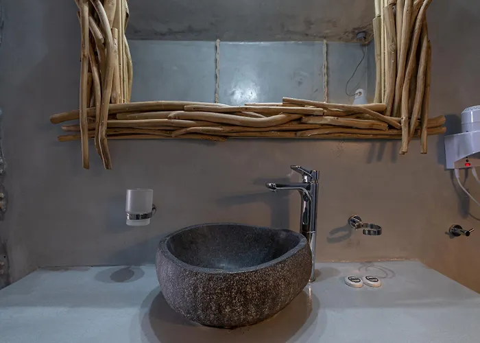 Hotel Loucas On The Cliff 3*