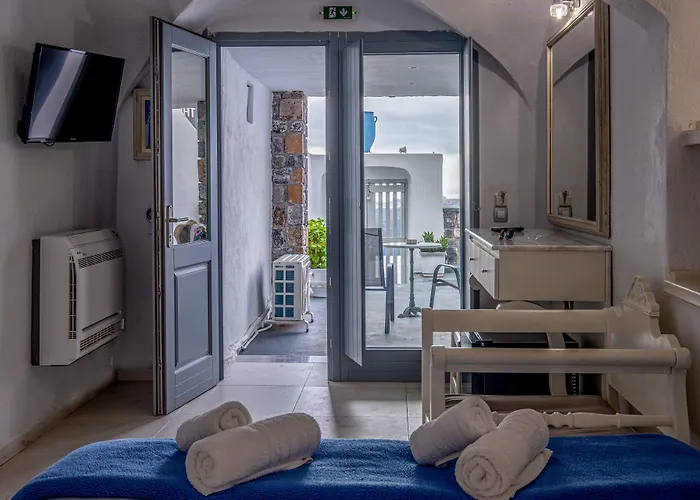 Loucas On The Cliff Hotel Fira (Santorini)