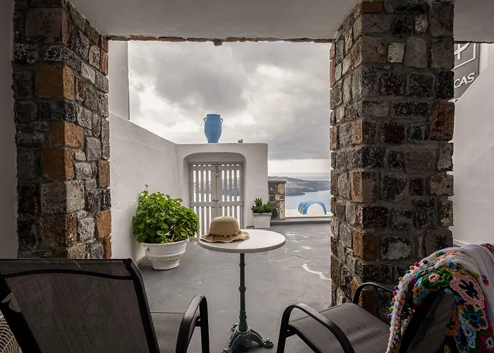 Loucas On The Cliff 3* Fira (Santorini)