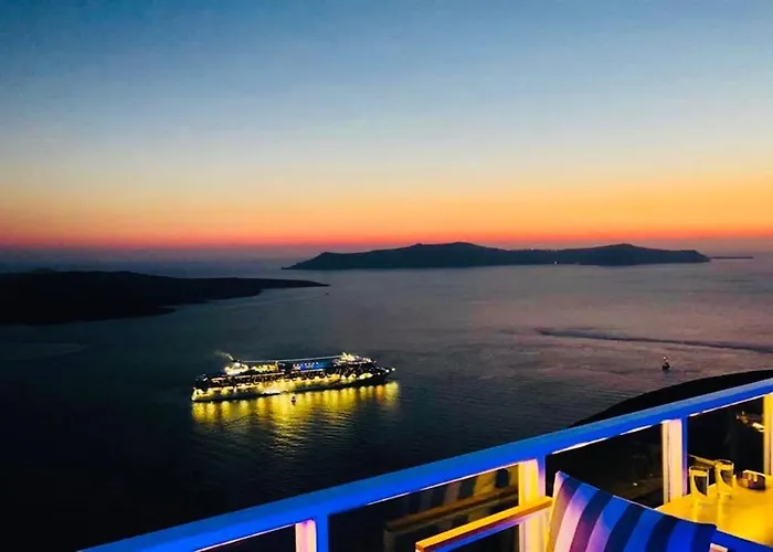 Loucas On The Cliff 3* Fira (Santorini)