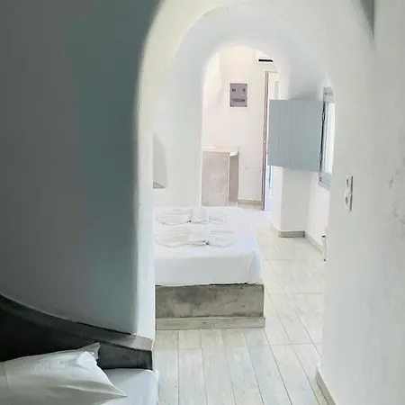 Hotell Loucas On The Cliff 3*