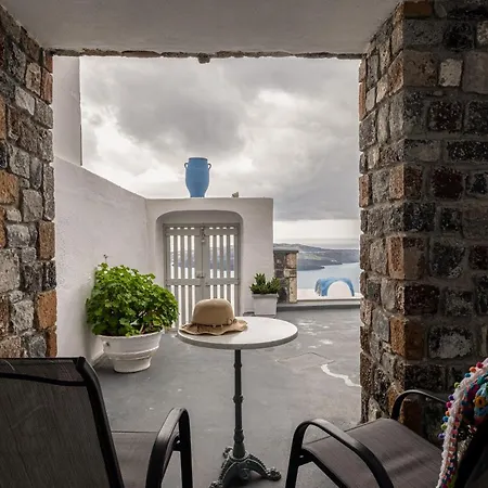 Loucas On The Cliff 호텔